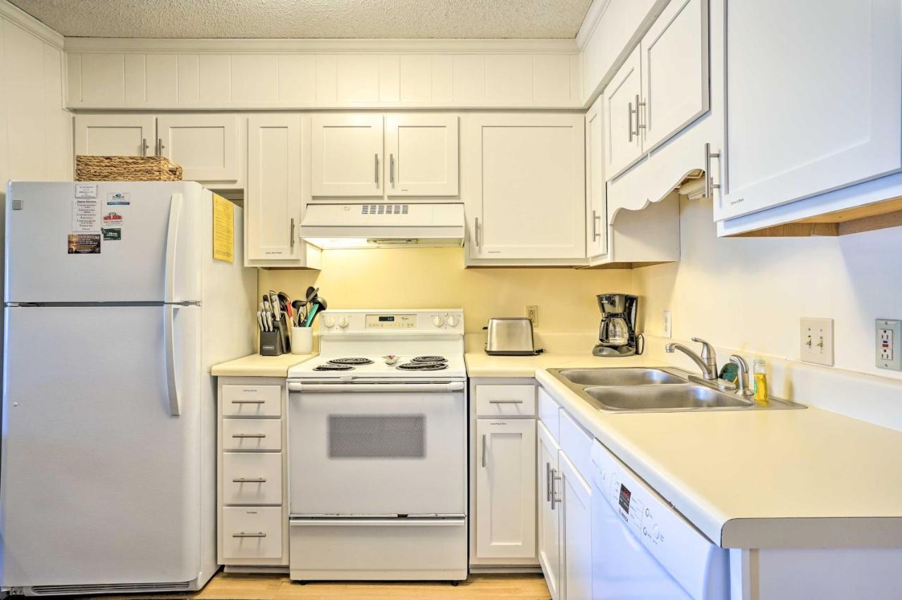 Isle Of Palms Condo With Pool Access Walk To Beach! エクステリア 写真